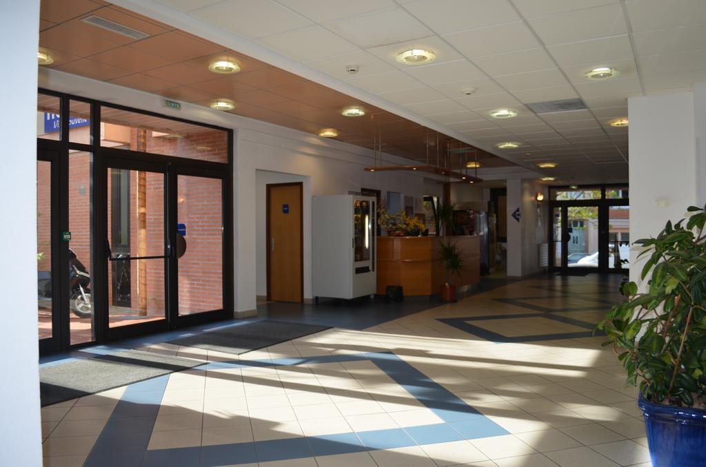 Kyriad Direct Montauban Centre Kültér fotó