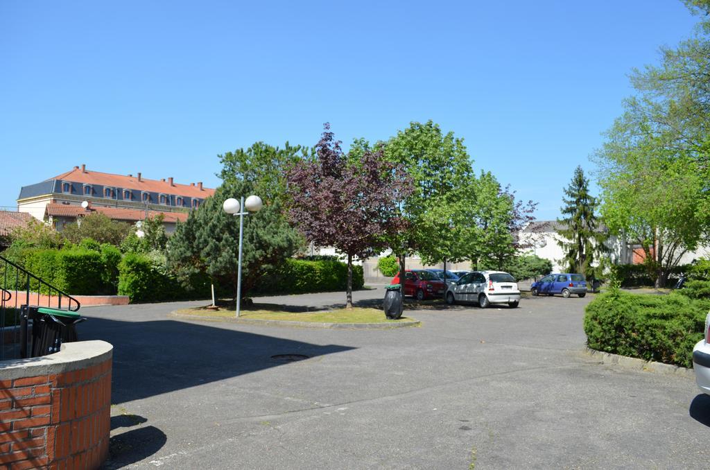 Kyriad Direct Montauban Centre Kültér fotó